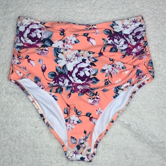 NWT Cupshe Bikini Bottom - Picture 1 of 9